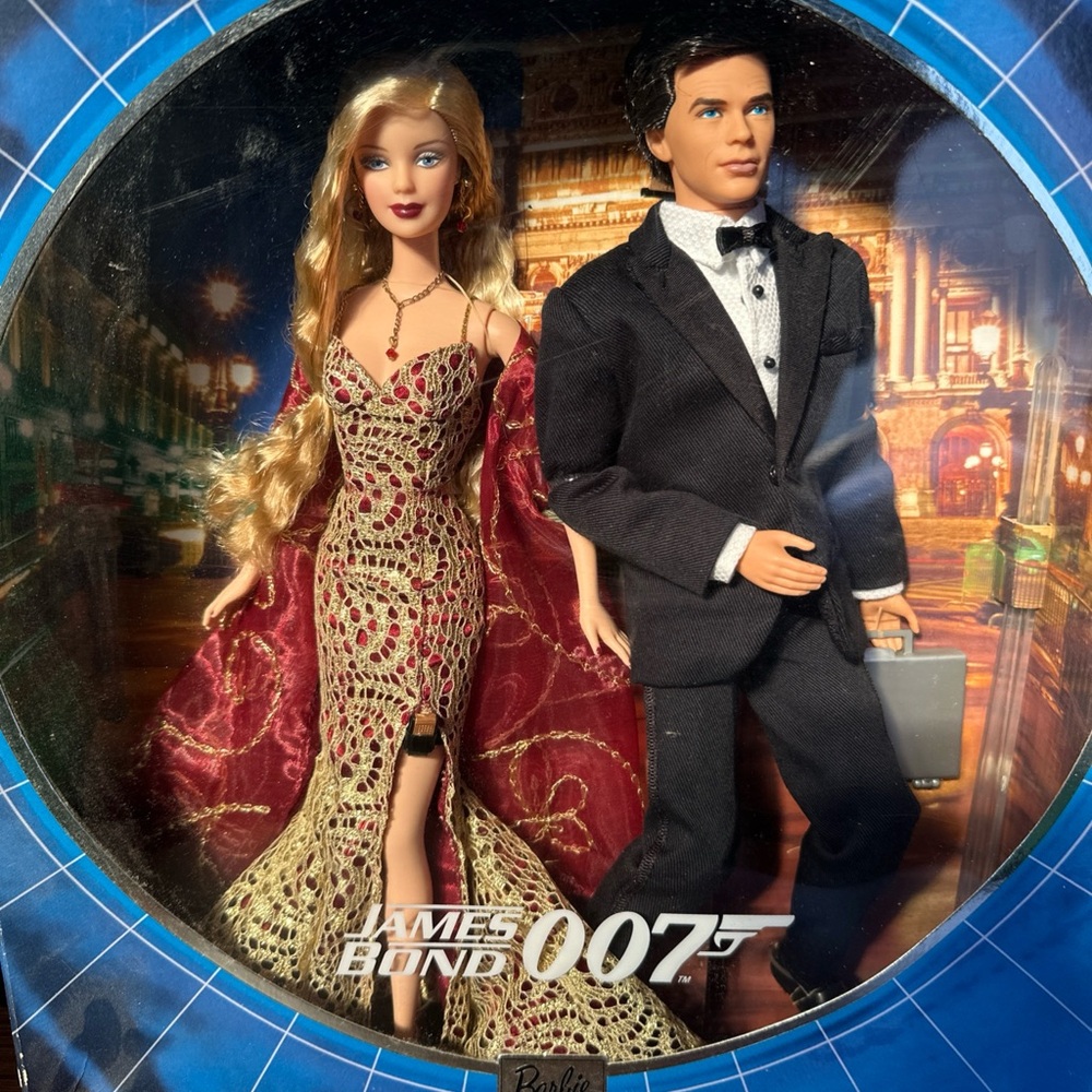 James Bond 007 Collectible Set
